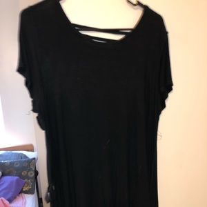 Black Tee With Open Back; W XL